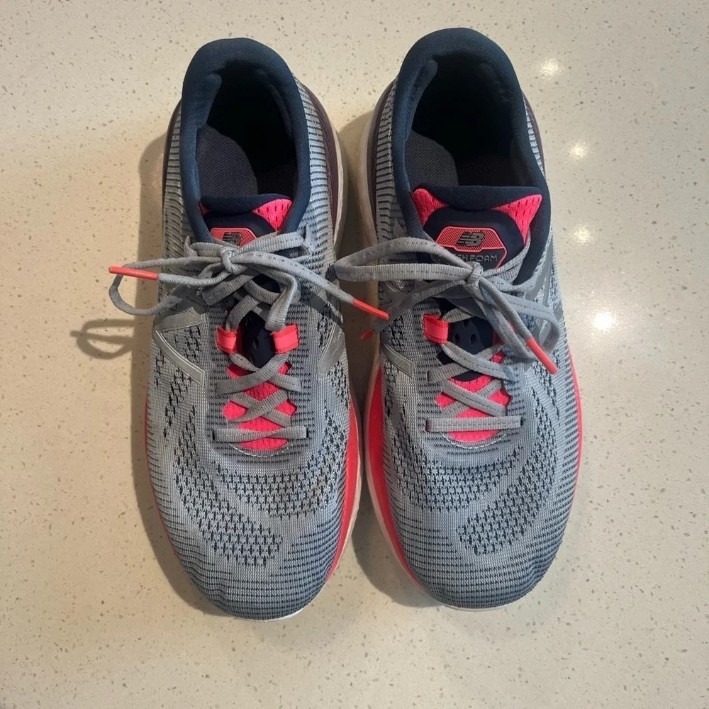 New Balance | Women’s Fresh Foam More WMORGC Running Shoes Sneakers Size 9